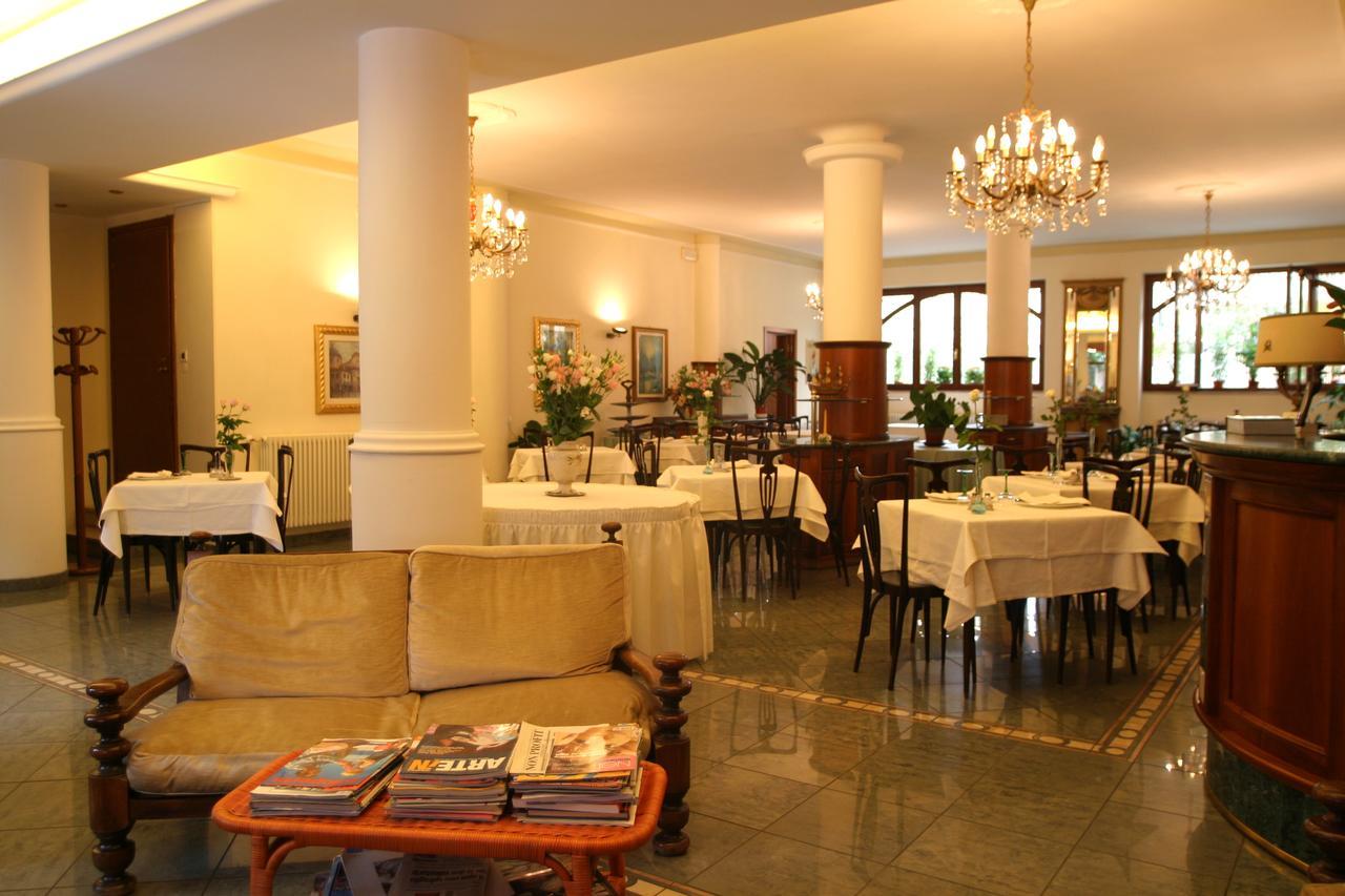 Hotel Pescetto 阿尔本加 外观 照片