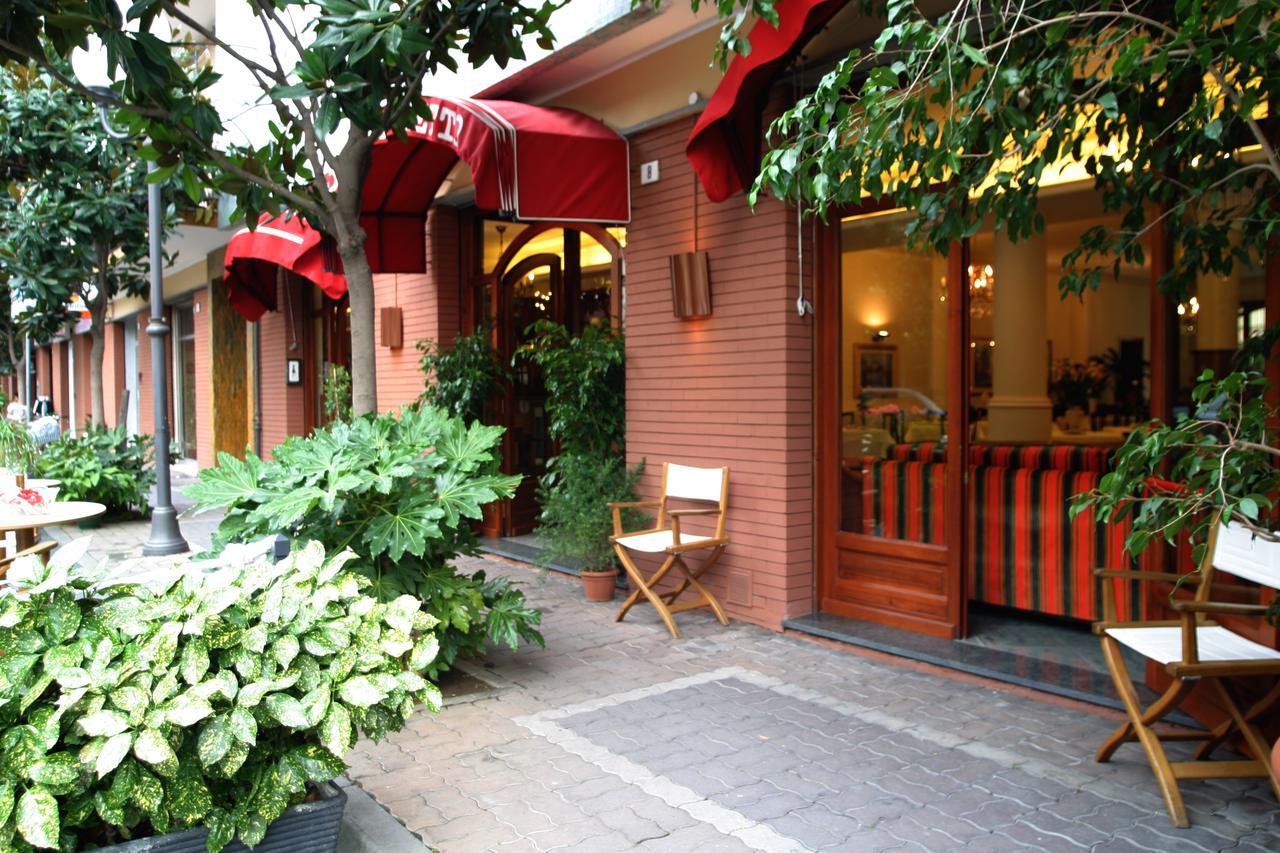Hotel Pescetto 阿尔本加 外观 照片