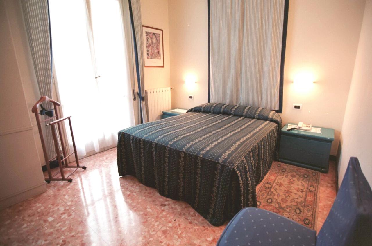 Hotel Pescetto 阿尔本加 外观 照片