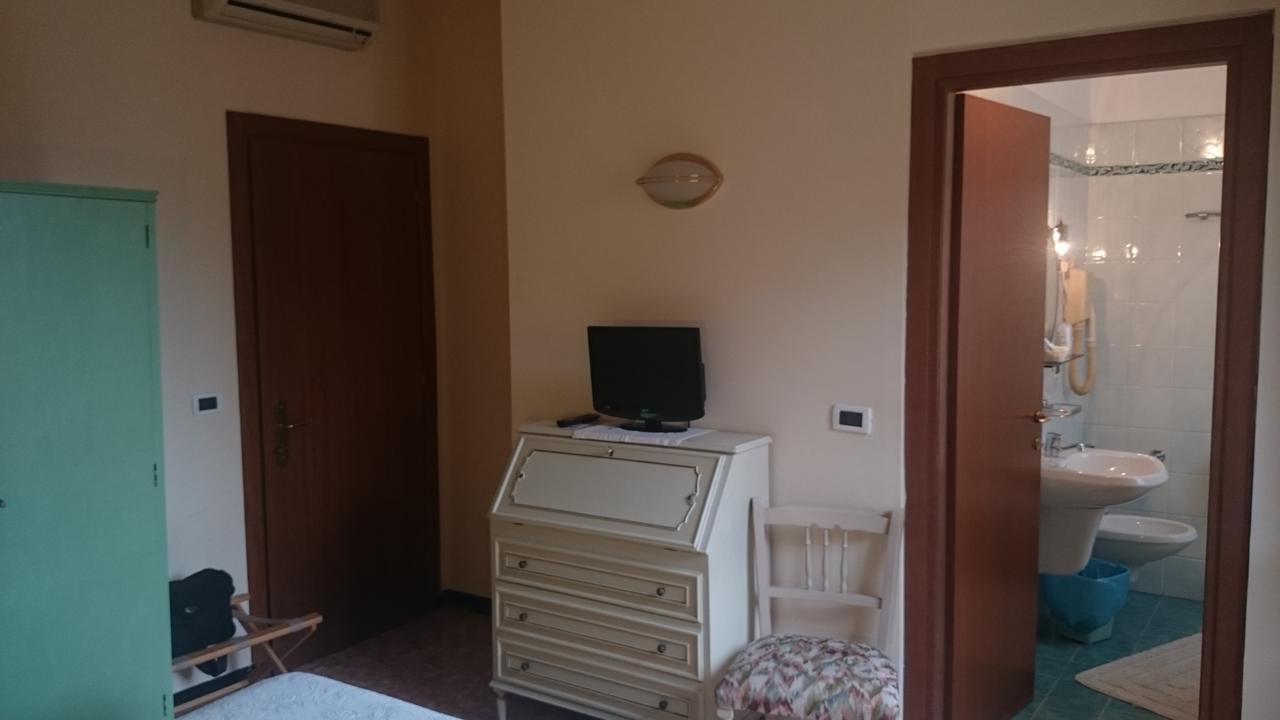 Hotel Pescetto 阿尔本加 外观 照片